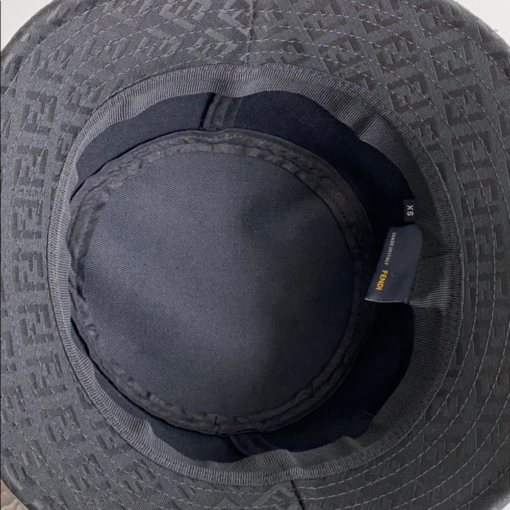 Fendi Black Bucket Hat - Picture 5 of 5